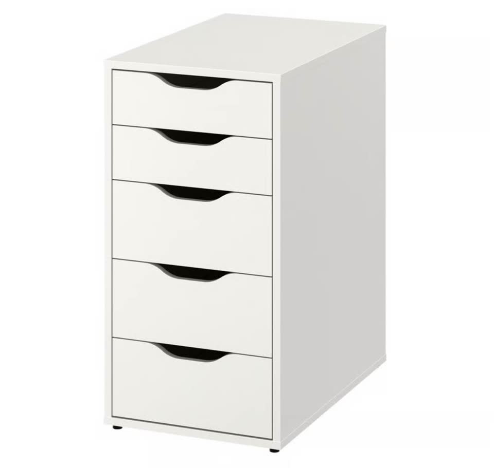 Ikea Alex komoda sa fiokama u idealnom stanju 7000 din.