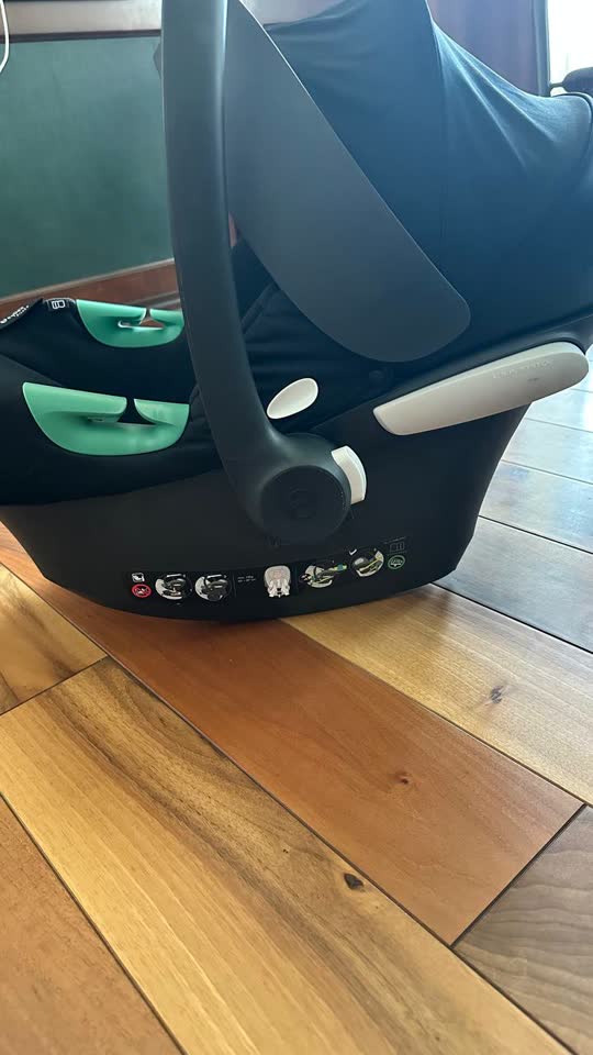 Продам 2 люльки Cybex на шасси Balios S, авто-люльки, ходунки
