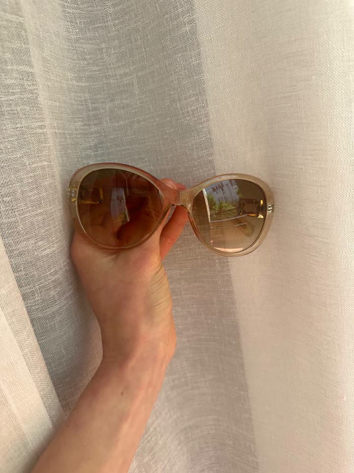 Очки Guess