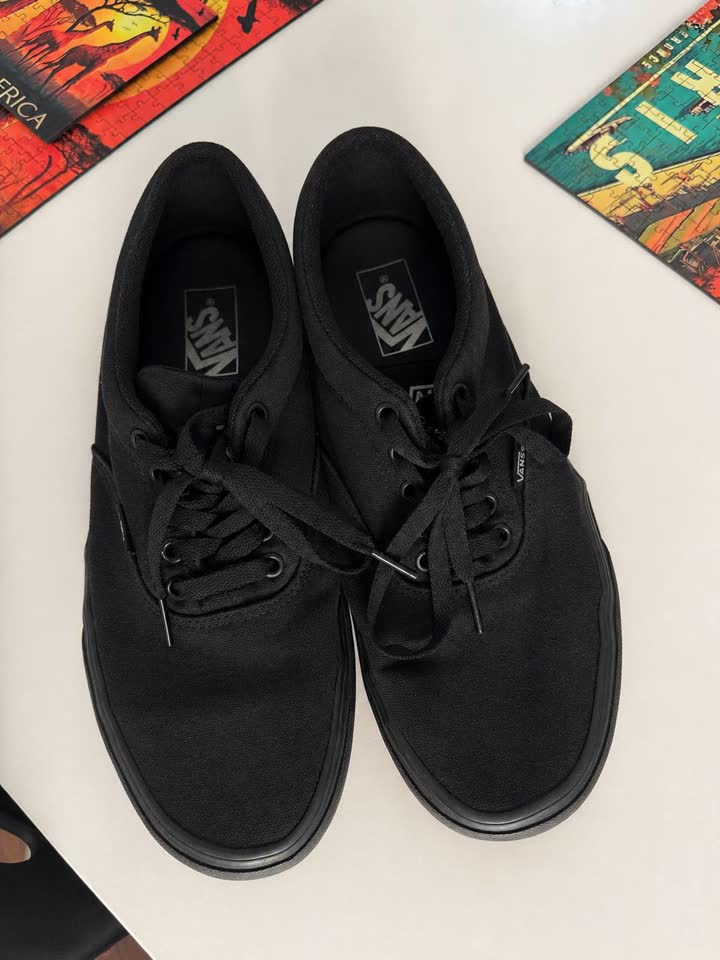 Продам кеды Vans