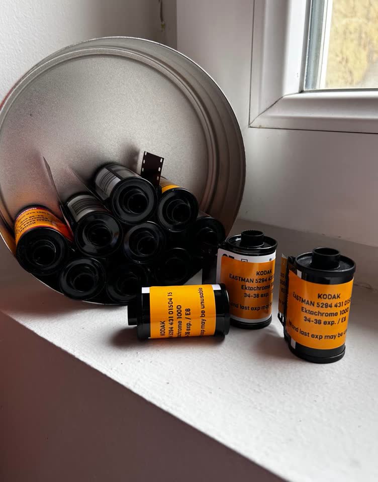 Цветная позитивная пленка Kodak Ektachrome 100D