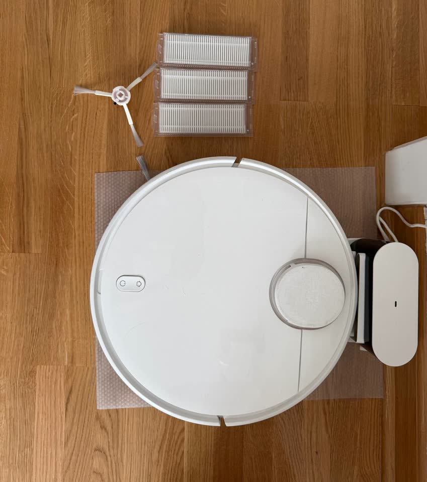 Робот-пылесос с функцией влажной уборки MI Robot Vacuum-Mop P