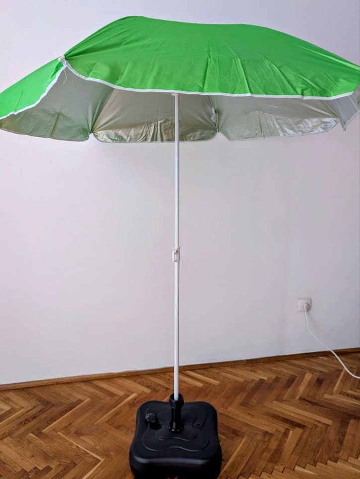 Kišobran na postolju