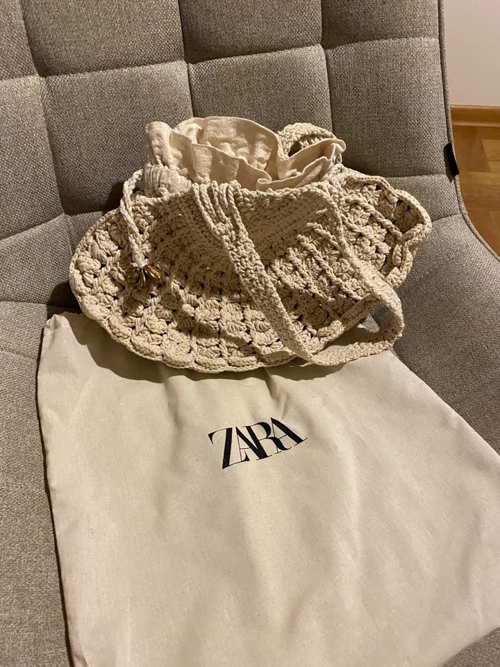Плетеная сумка Zara с пыльником