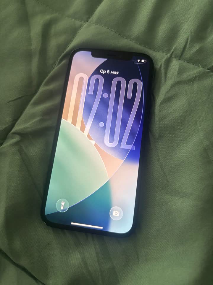 Продаю iPhone 12 128 ГБ