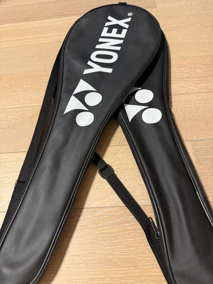 Набор для бадминтона Yonex (2 ракетки + сетка + чехлы+воланы+доп ракетка в чехле)