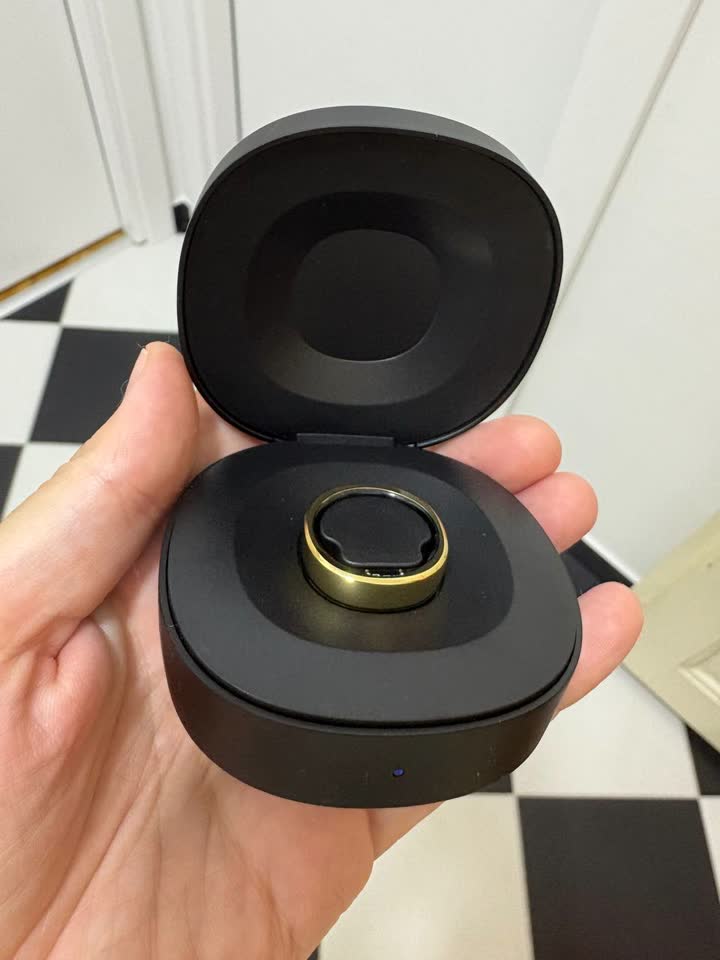 Умное кольцо RingConn Gen 2 Gold с зарядным кейсом