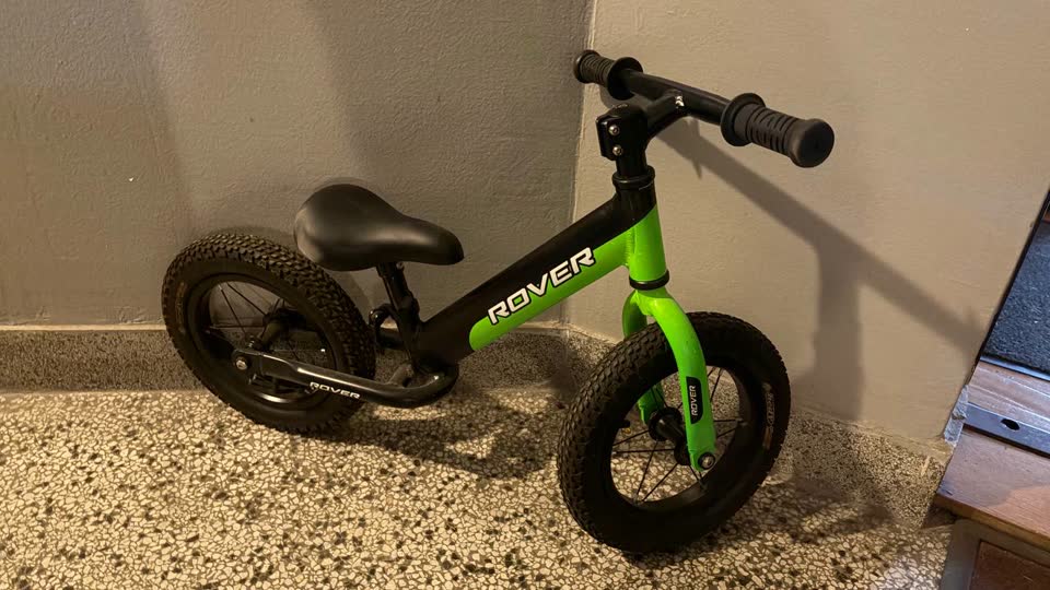 Dečji trkač bicikl
