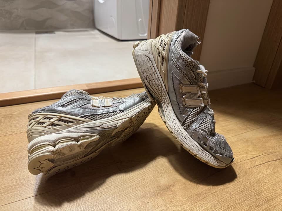 Угашенные New Balance 1906 R