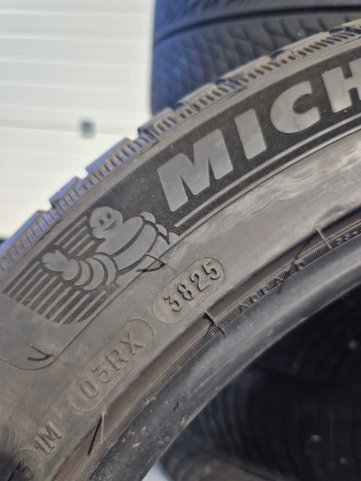 Комплект зимних шин Michelin Pilot Alpin