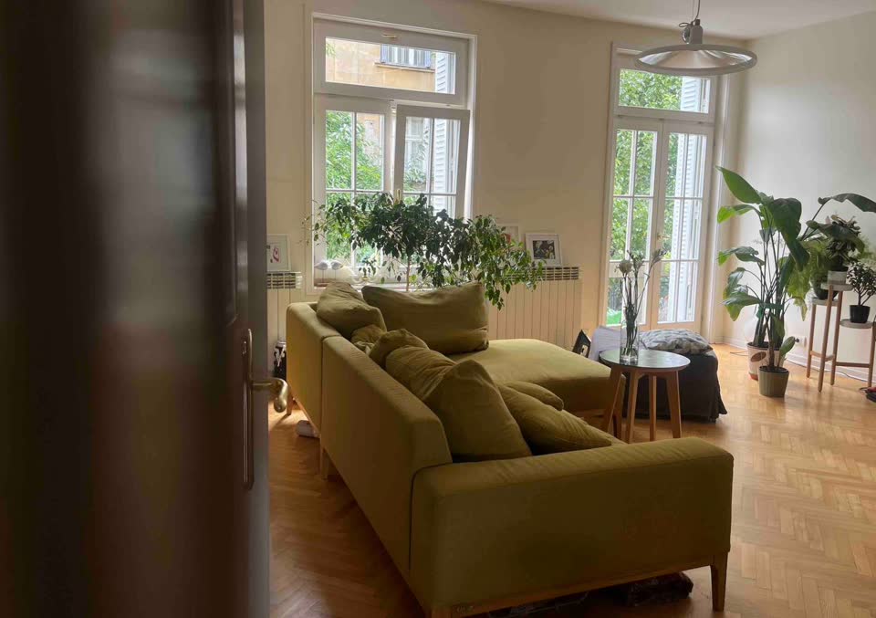 Iznajmljujem stan u Vračaru 80 m²