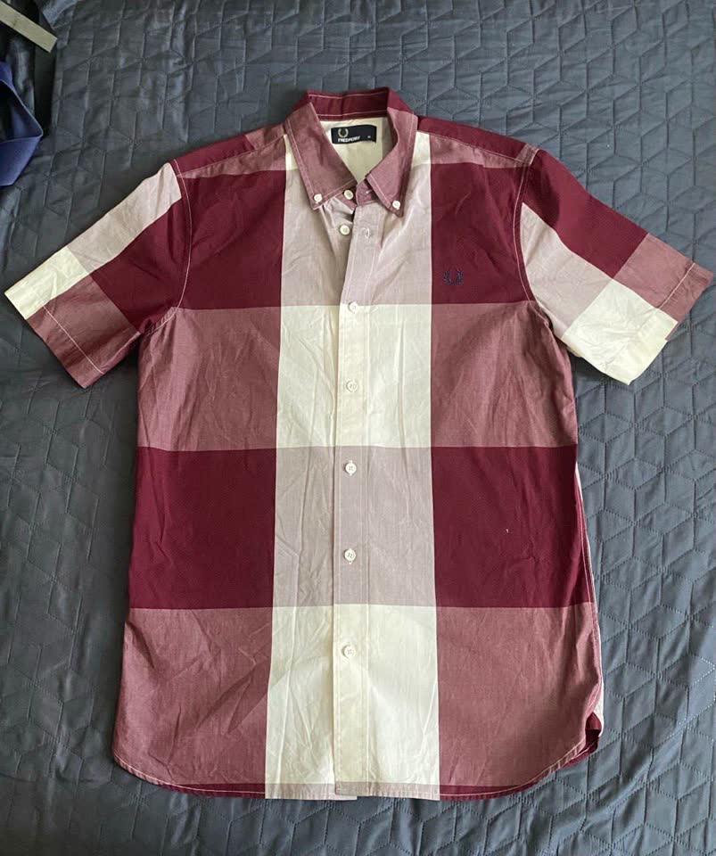 Majica Fred Perry. Veličina M. Beograd. 3000 dinara