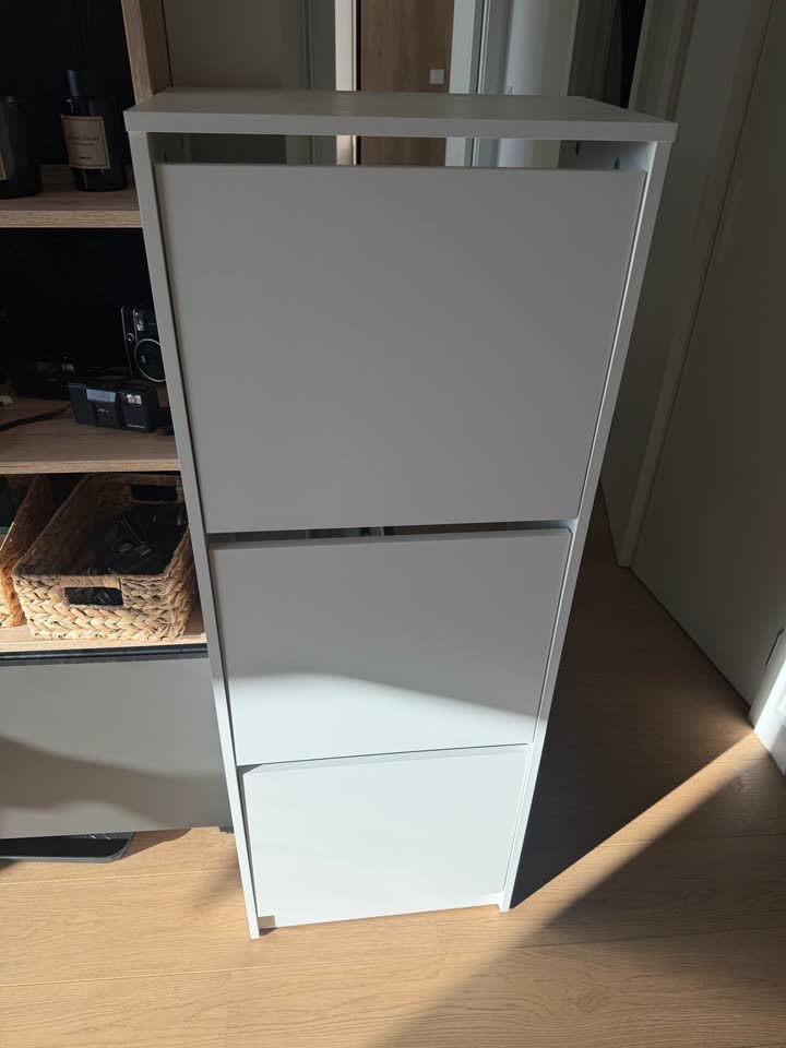 Обувница/Полка для обуви BISSA IKEA на 3 секции
