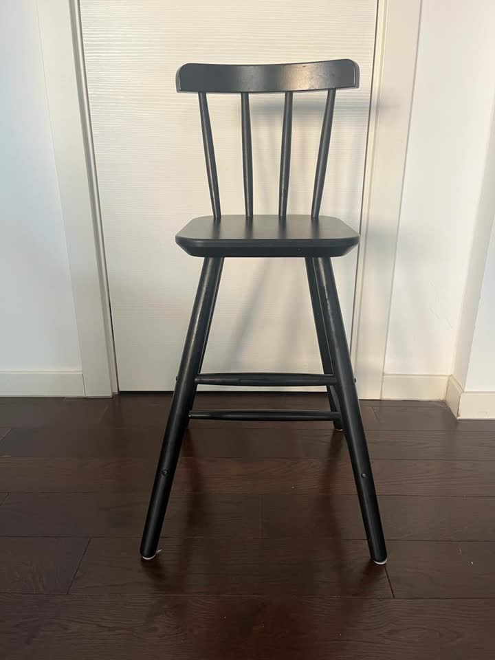 Детский стул IKEA AGAM