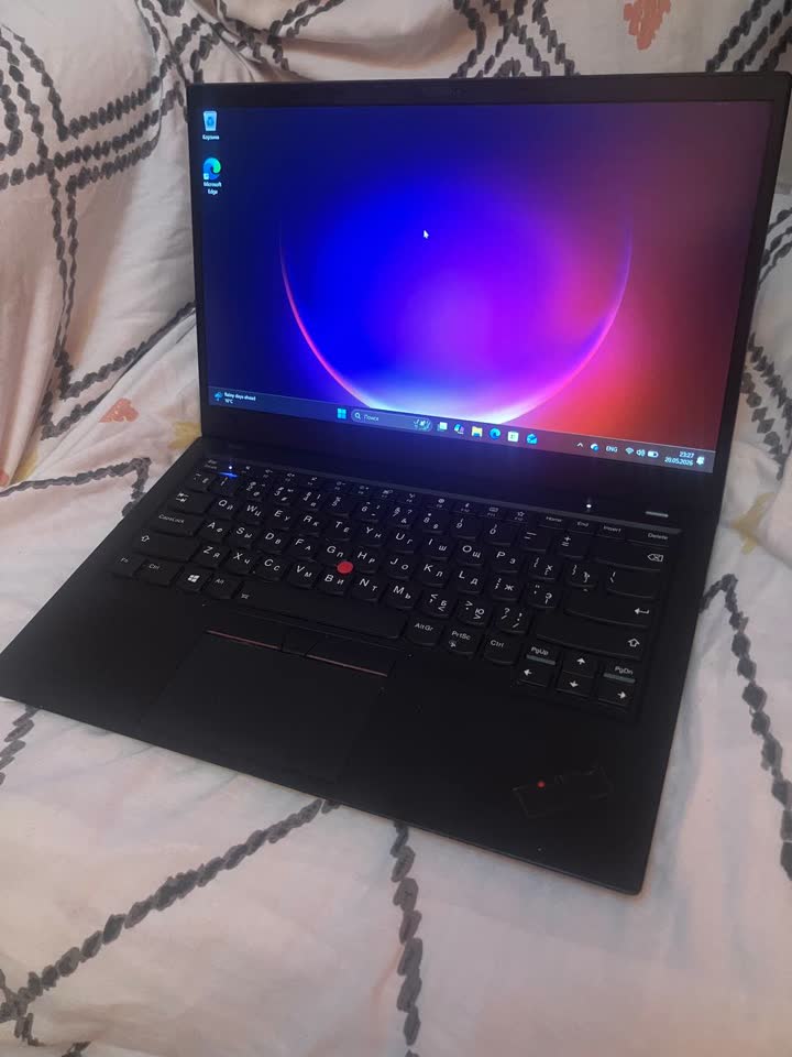 Lenovo ThinkPad X1 Carbon Gen 6 — бизнес-ультрабук премиум класса