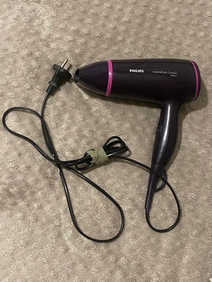 Фен Philips