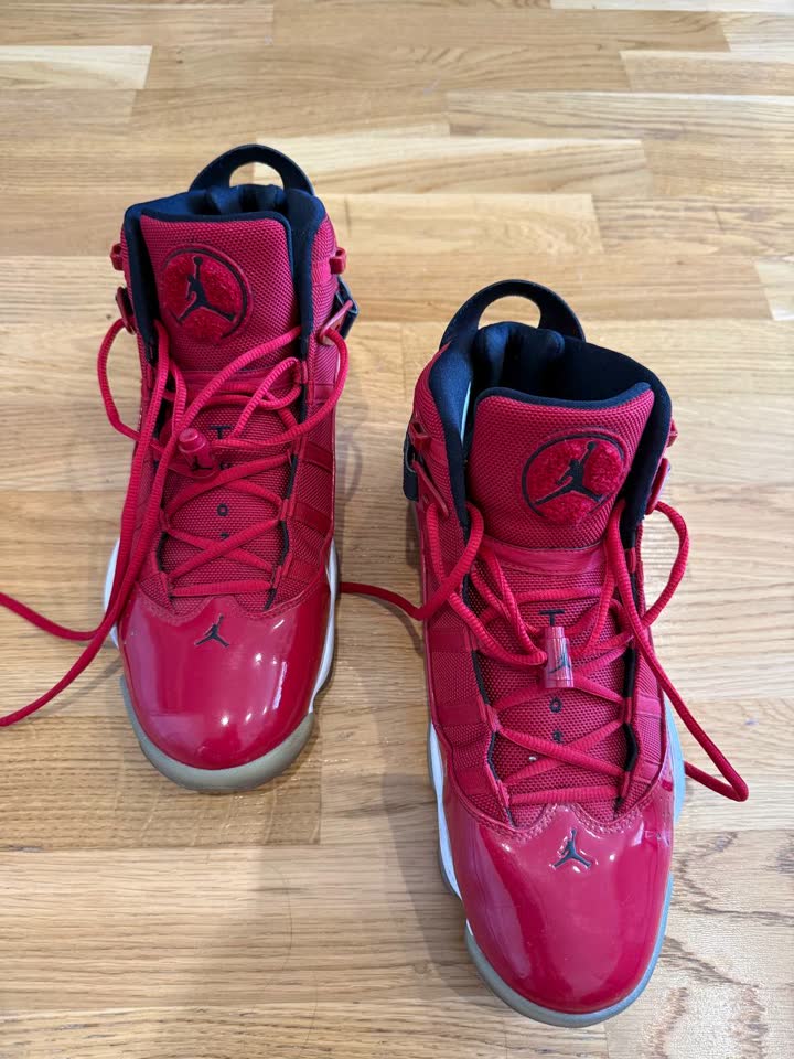 Muške patike NIKE AIR JORDAN TWO3 US 11 Retro RED