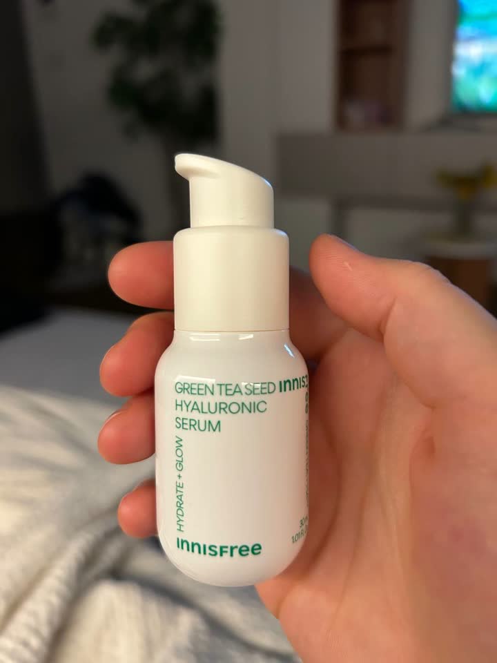 Nova hidratantna serum za lice