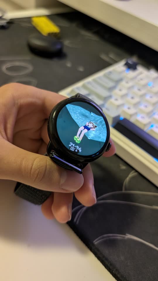Sat 45 mm Wi‑Fi, sa kutijom i dva kaiša