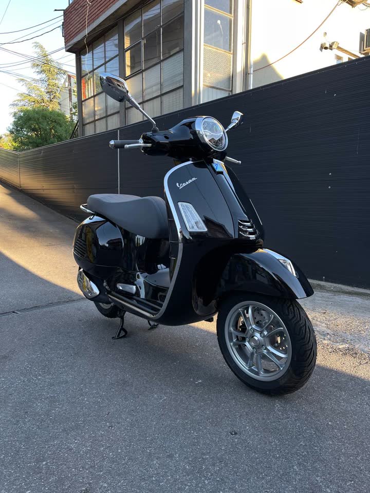 Vespa GTS 300