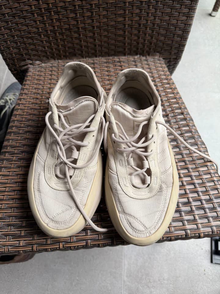 Кроссовки adidas, 44 размер