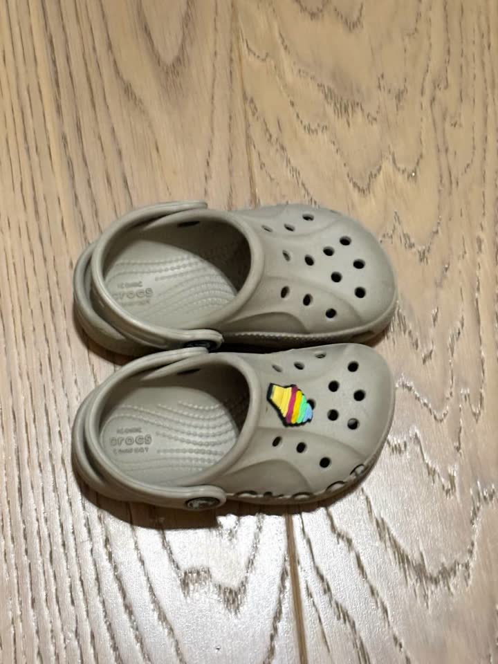 Crocs C7