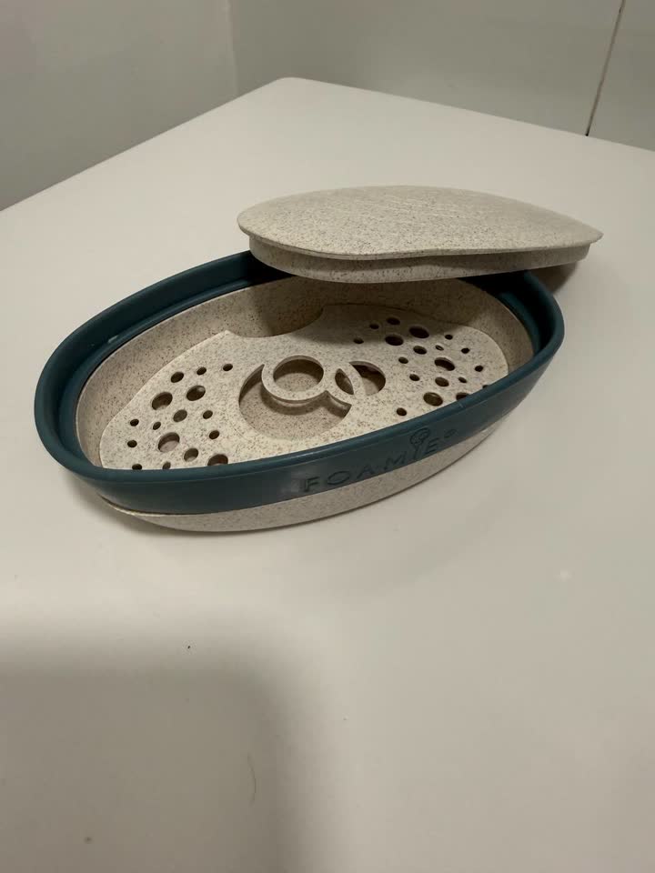 Posuda za sapun/suvi šampon FOAMIE