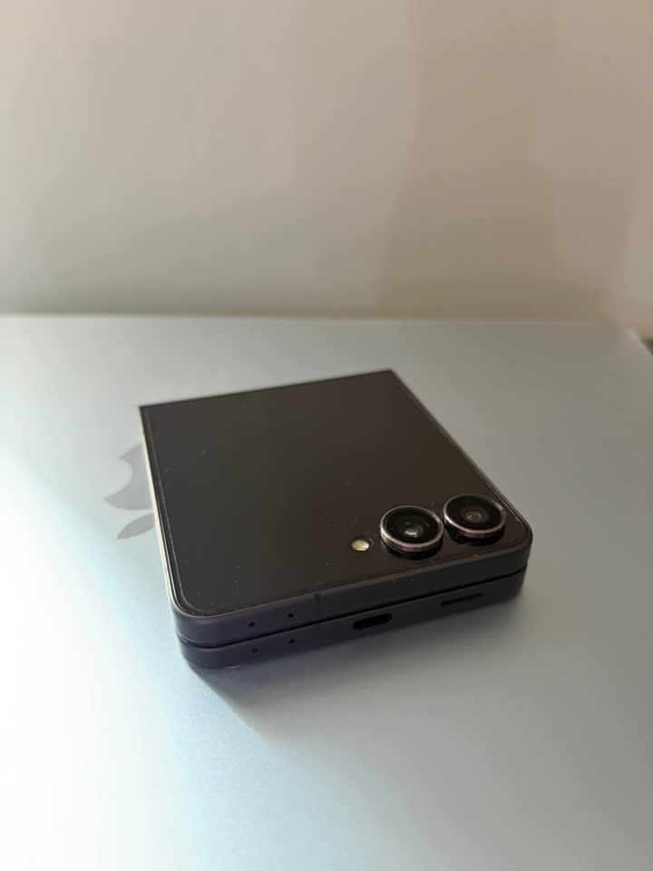 SAMSUNG Galaxy Z Flip7 12/256GB Jetblack