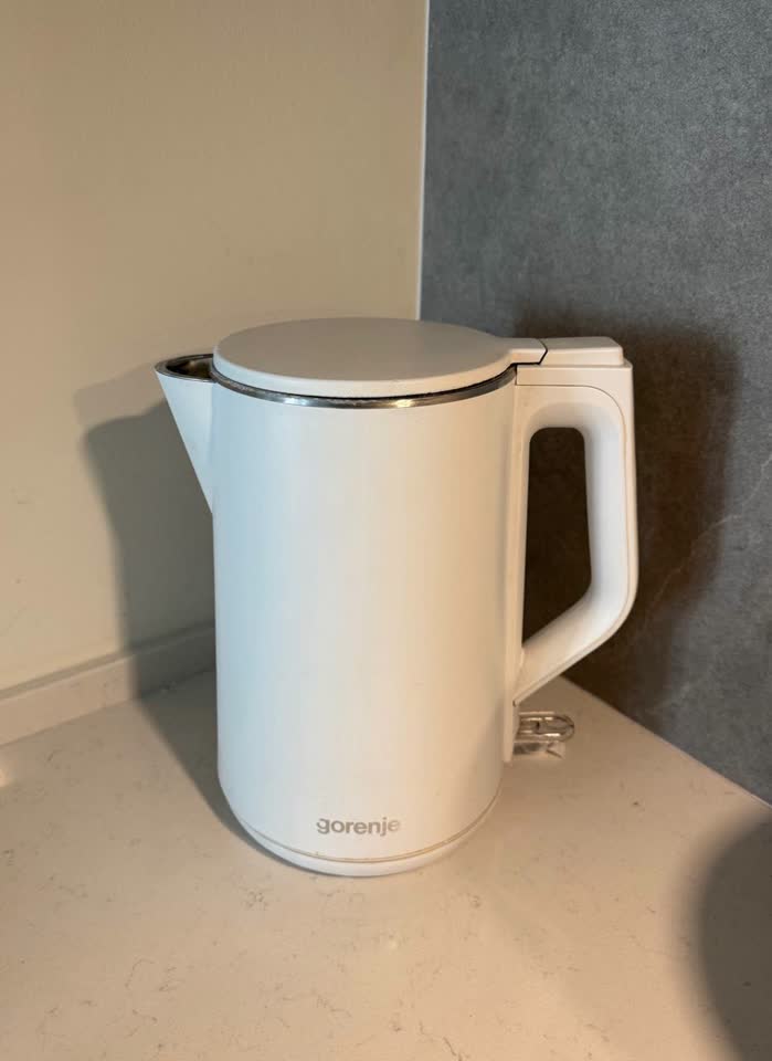 Poklanjam čajnik Gorenje