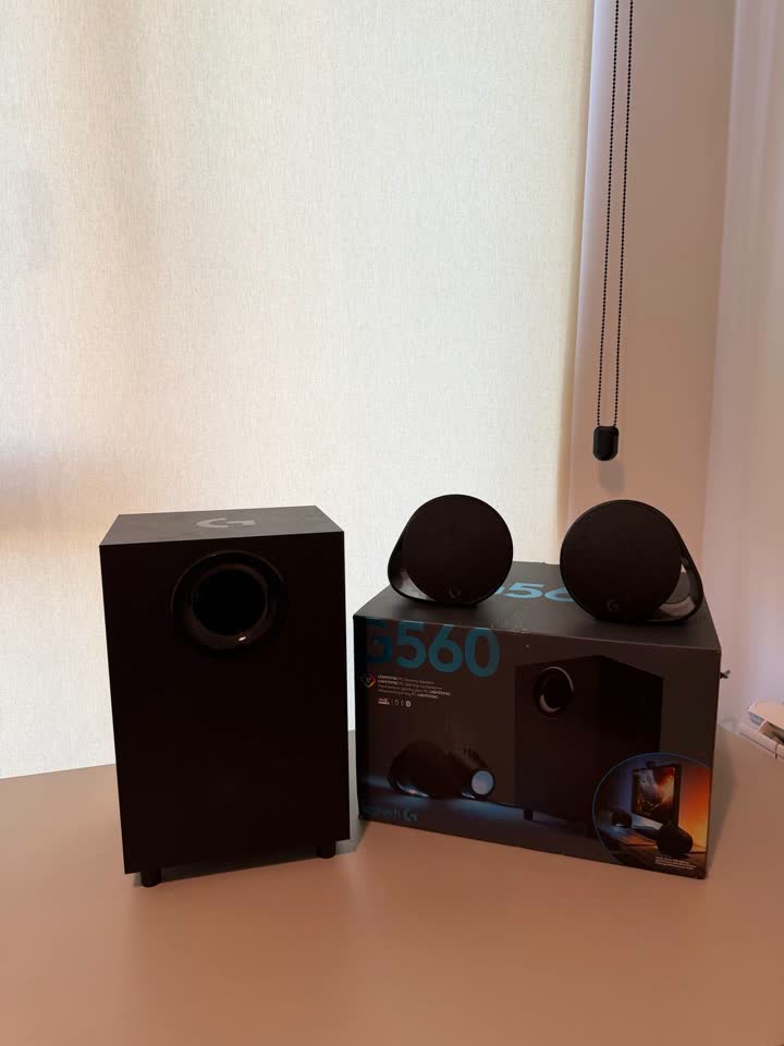 Колонка Logitech G560