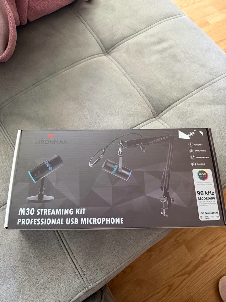 Prodajem potpuno nov THRONMAX M30 Streaming Kit