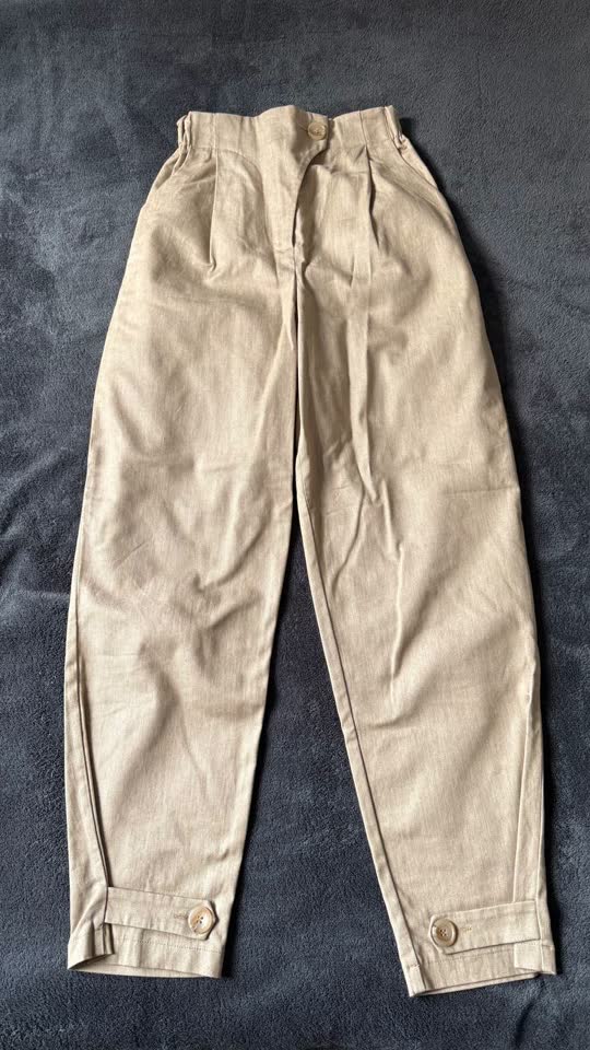 Prodajem pantalone