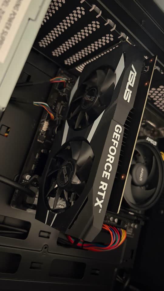 Prodajem ASUS RTX 3050 grafičku karticu