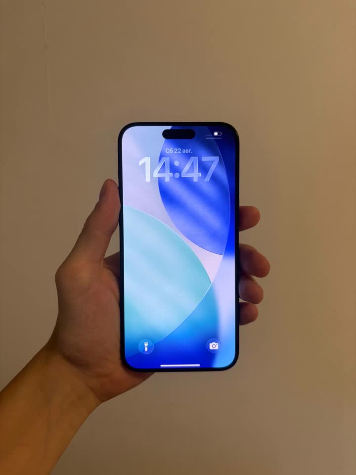 iPhone 15 pro max Blue Titanium 256gb
