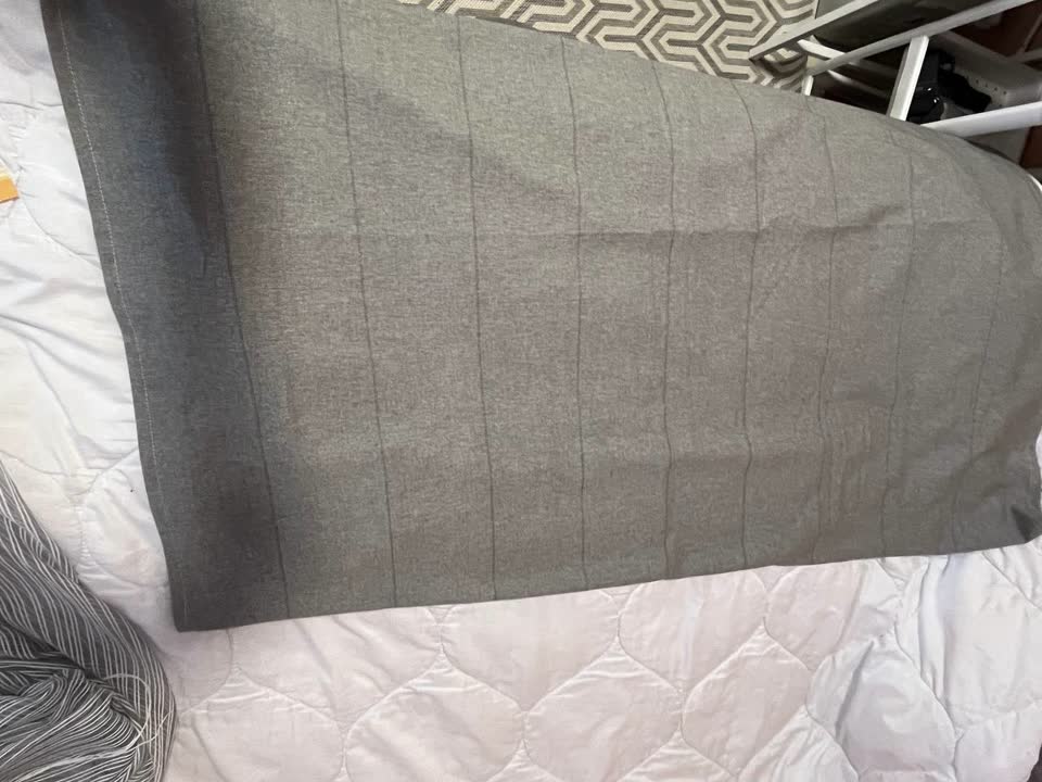 Продажа: шторы IKEA, матрас, стол IKEA