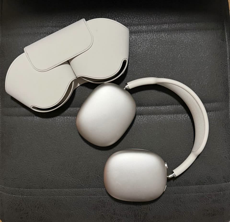AirPods Max