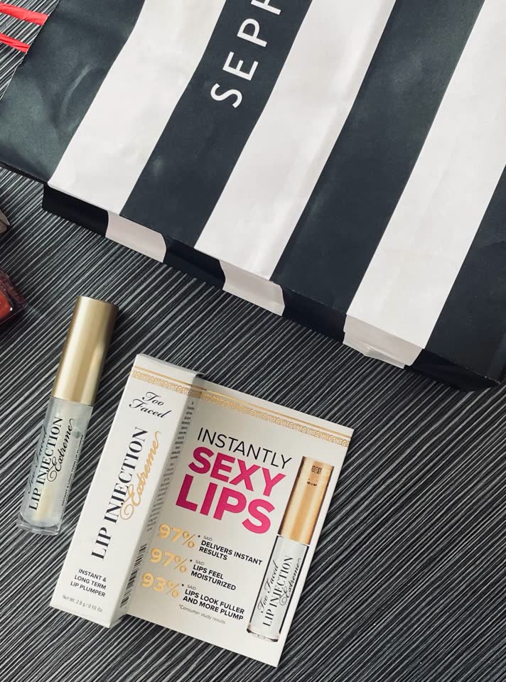 Prodajem sjaj-plamper za usne od TOO FACED