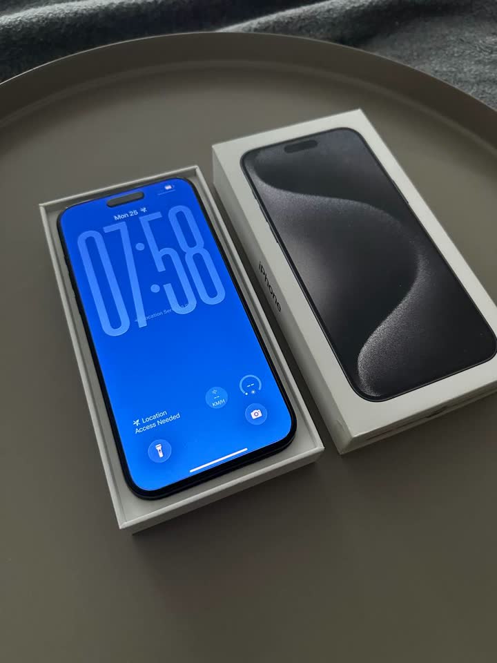 iPhone 15 Pro Max Black Titanium 256GB