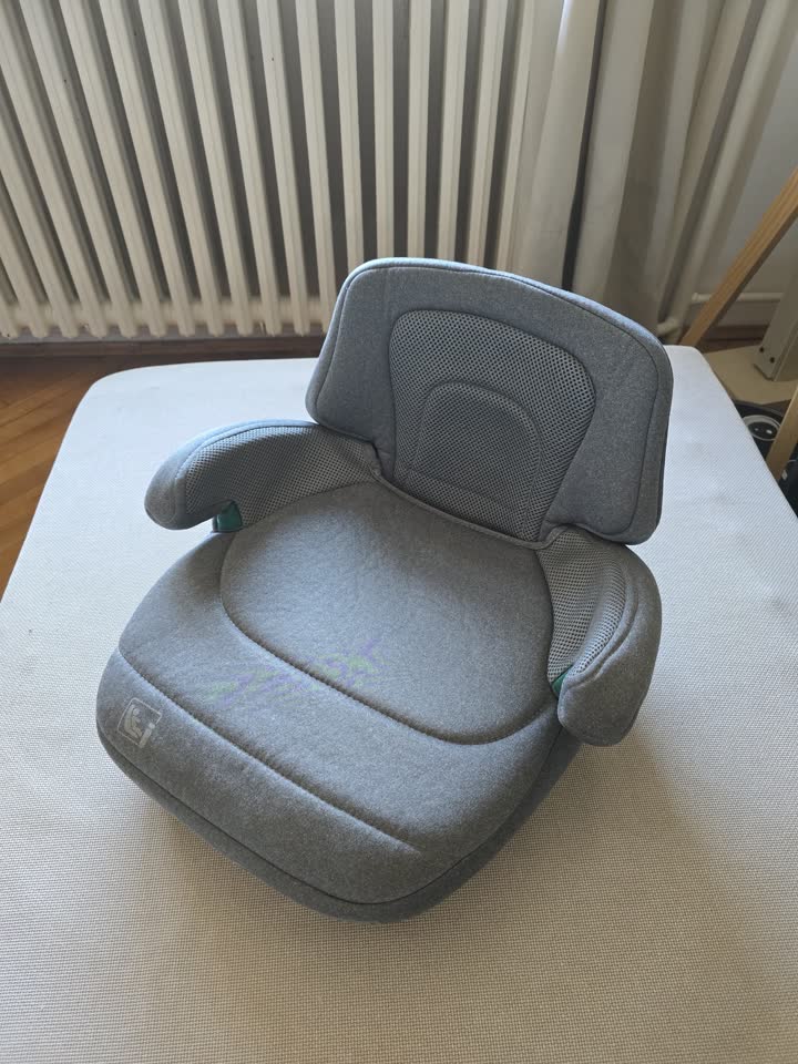 Dečje sedište (buster) ISOFIX