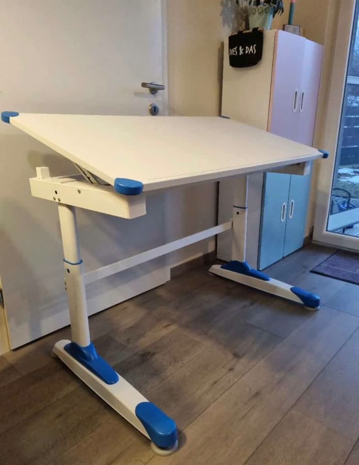 Ergonomska radna klupa