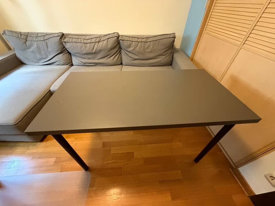 Продаю рабочий стол 120x60