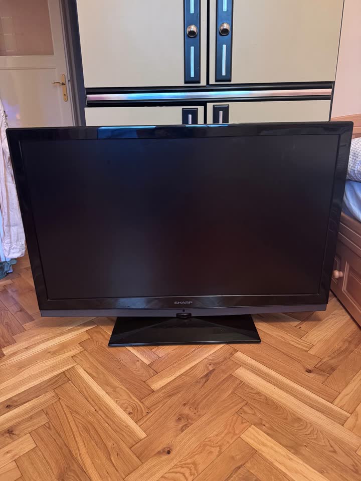 Sharp LC-42SB55E 42" ЖК-телевизор Full HD
