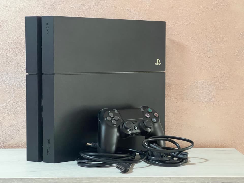 Sony PlayStation 4 CUH-1208A