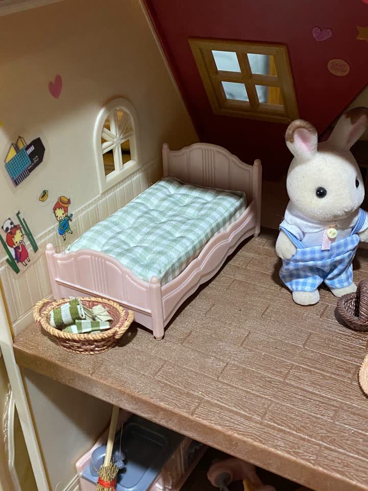 Prodajem dušek za kolevku Sylvanian family's