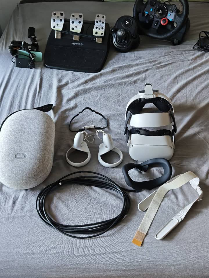 Meta Oculus Quest 2 256 GB — veliki paket za VR