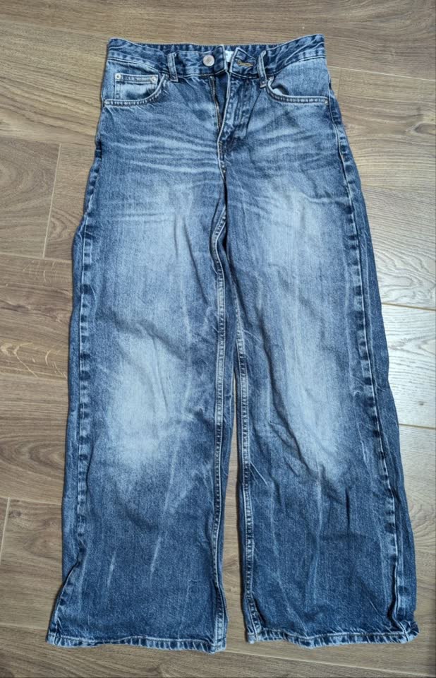 Farmerke Pull&Bear, sportski top Oysho, kupaći kostim, majica, top, džemper