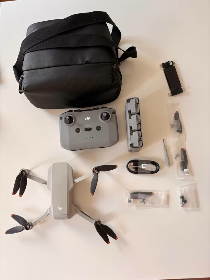 DJİ Mini2 fly more combo