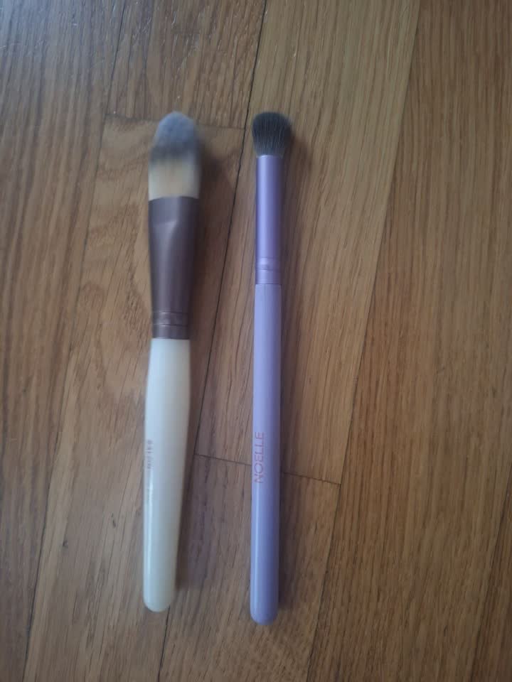 Paleta senki + dve četkice