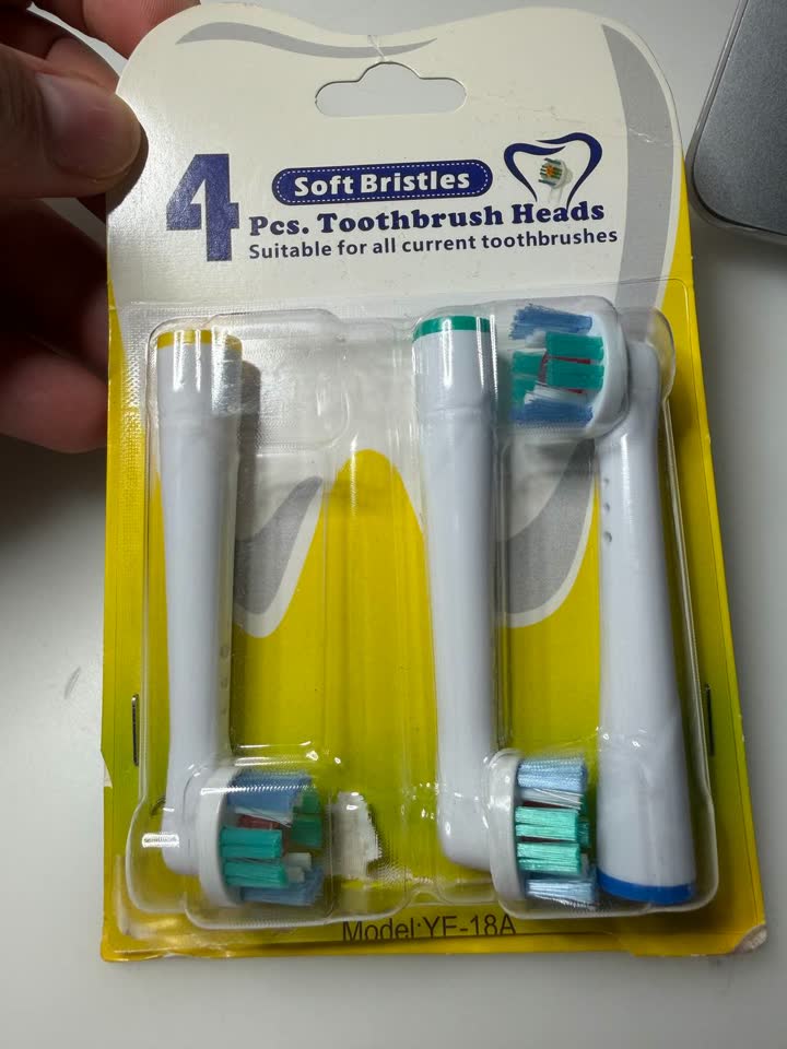 Poklanjam besplatno, odgovaraju za Oral-B četkicu