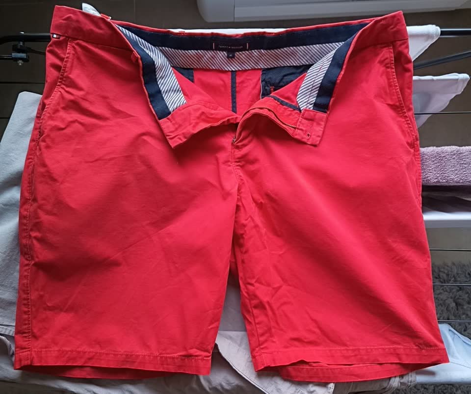 Шорты Tommy Hilfiger